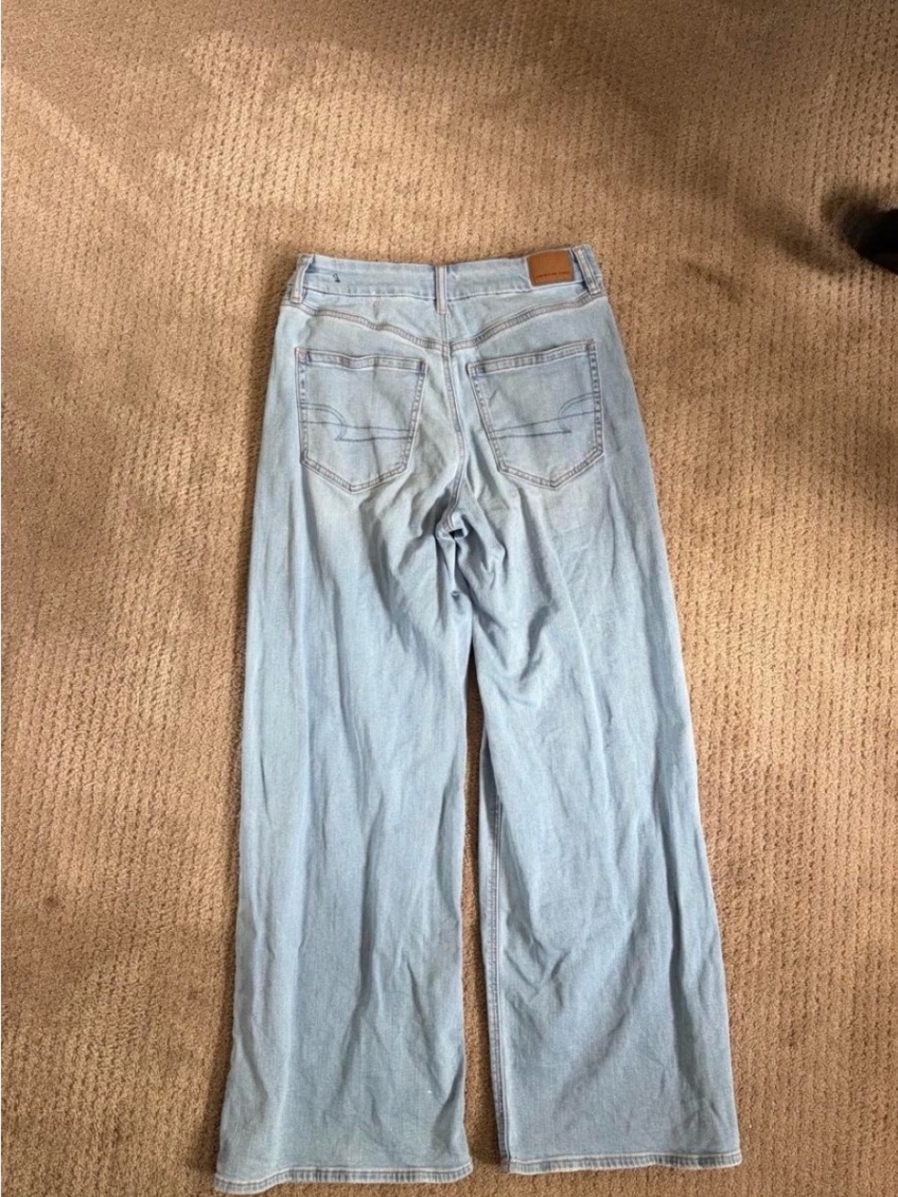 Light Wash High Waisted Wide-Leg Women’s Jeans